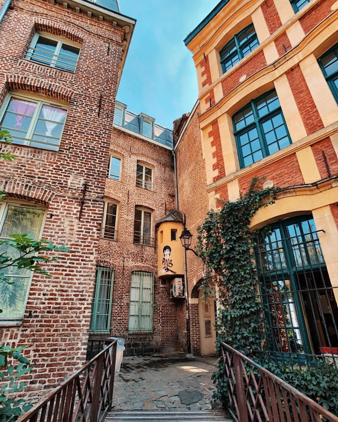 Lille : Le passage de Weppes, là où coulait encore la Deûle il y a 200 ans Lille : Le passage de Weppes, là où coulait encore la Deûle il y a 200 ans