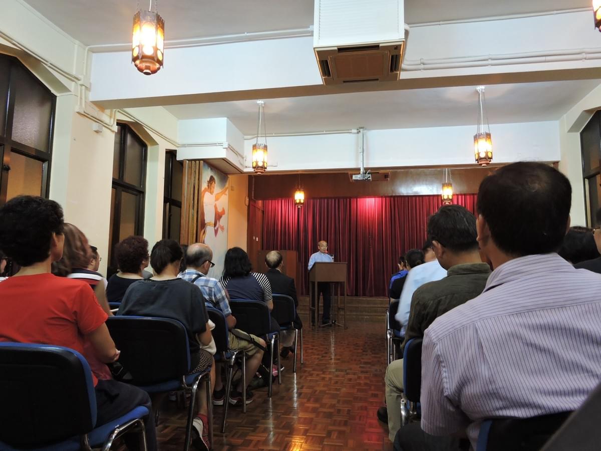Rev. Dr. Ivan YIM Lecturing (2) Rev. Dr. Ivan YIM Lecturing (2)