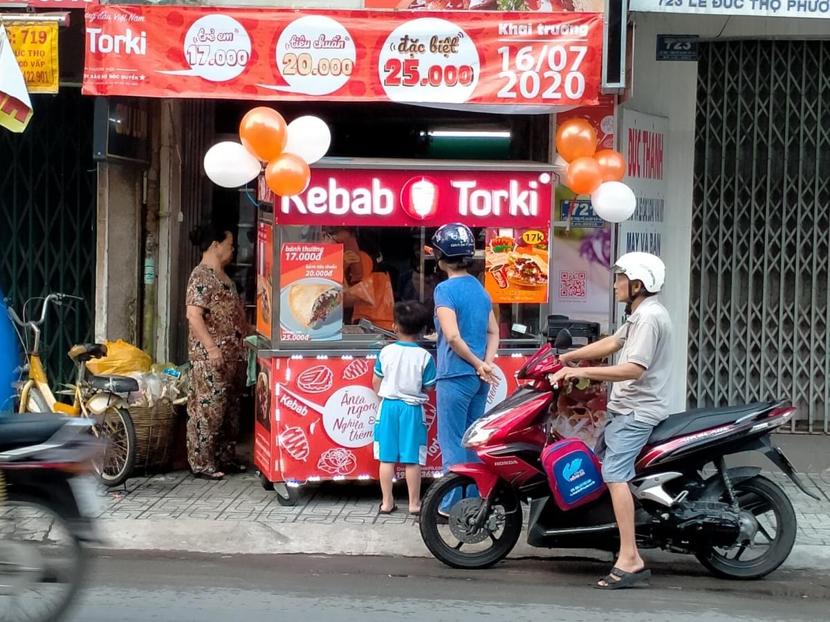 Xe đẩy bánh mì Kebab Torki đa năng tiện dụng Xe đẩy bánh mì Kebab Torki đa năng tiện dụng