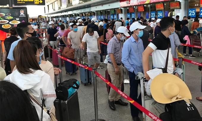 Từ vựng & Cấu trúc qua bài báo Vietnam brings back Covid-19 protocols for public transport (e.vnexpress) Từ vựng & Cấu trúc qua bài báo Vietnam brings back Covid-19 protocols for public transport (e.vnexpress)