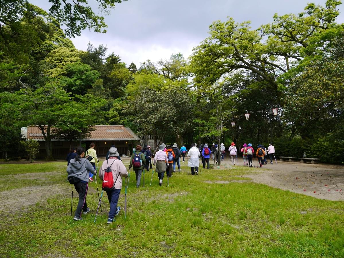 モアナヨガ 倉吉市打吹山でパークヨガ モアナヨガ 倉吉市打吹山でパークヨガ