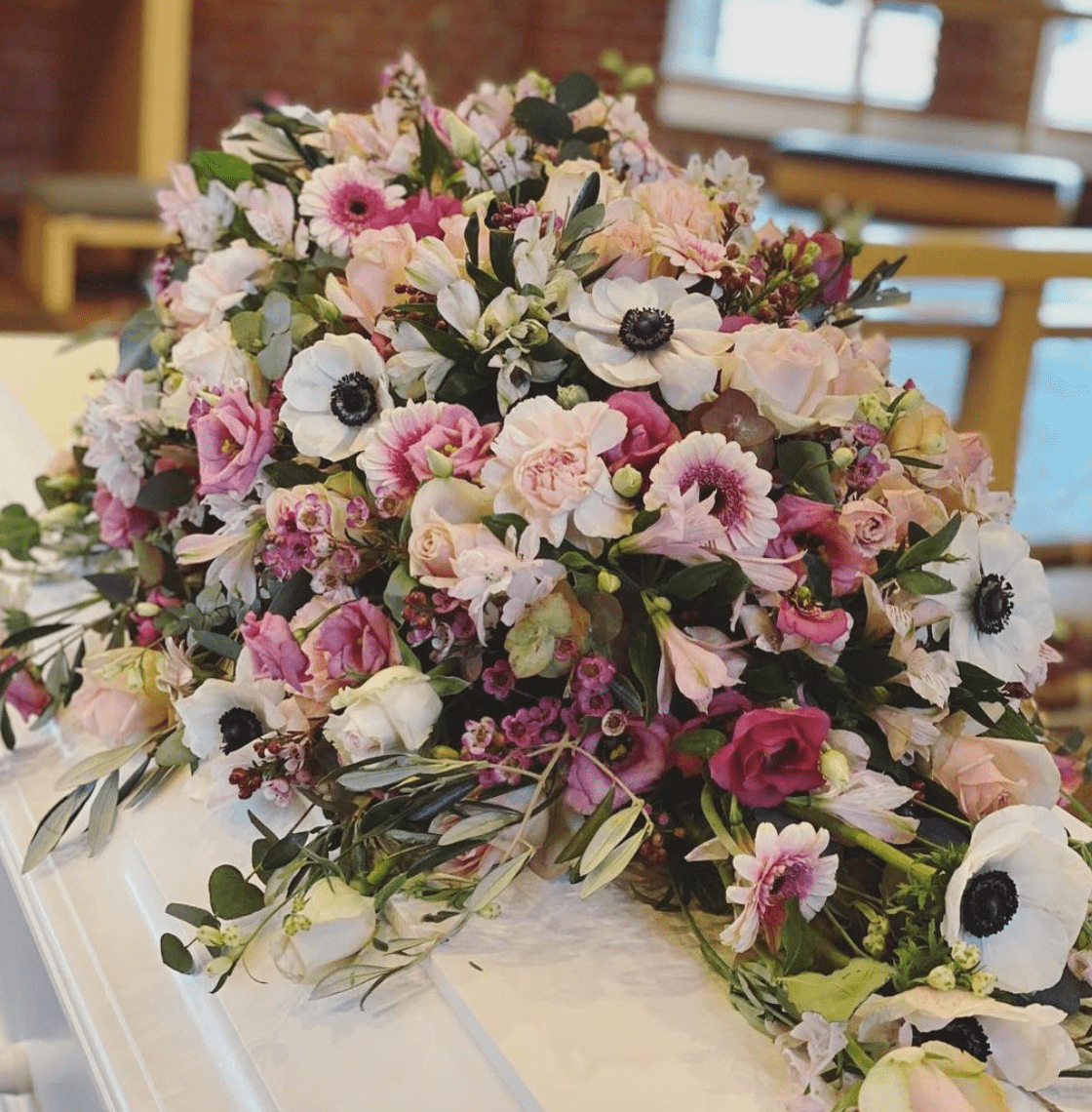 Photo By Christinas Blomster Funeral Casket Flowers in Dallas, Texas Photo By Christinas Blomster Funeral Casket Flowers in Dallas, Texas