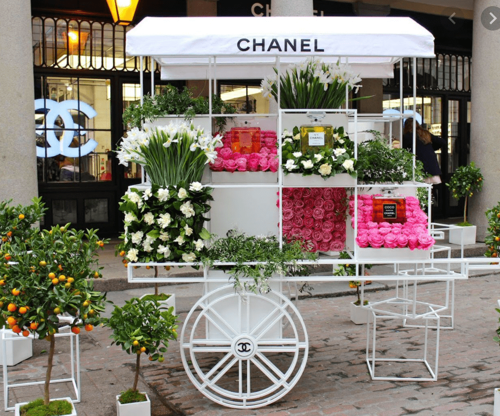 Claire Rathbun Dallas Event Florist Chanel Branded Flower Cart Claire Rathbun Dallas Event Florist Chanel Branded Flower Cart