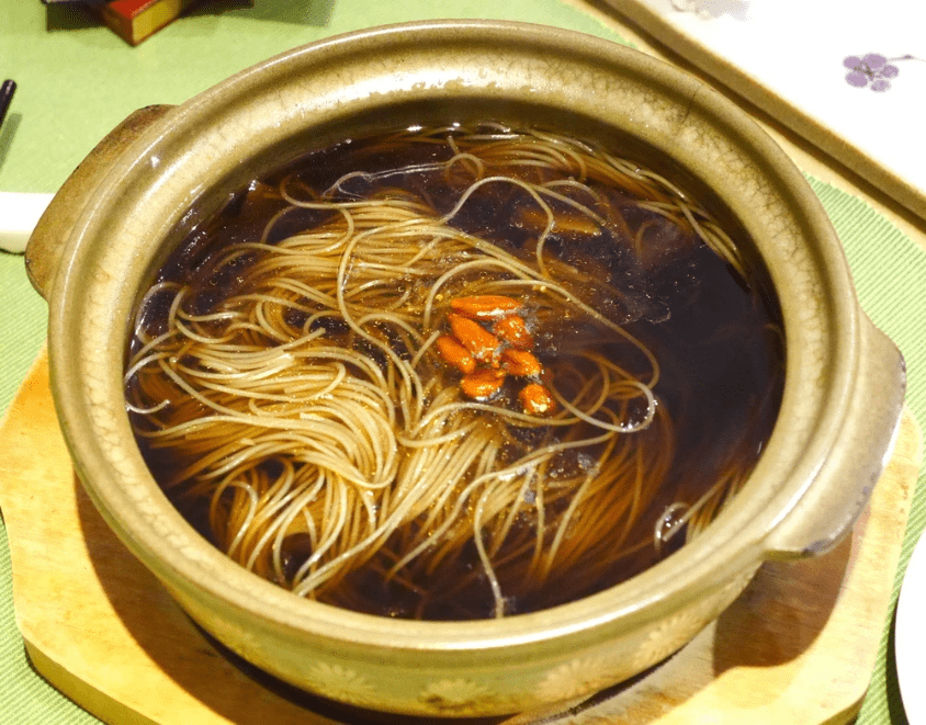 黃精天麻麵線 黃精天麻麵線