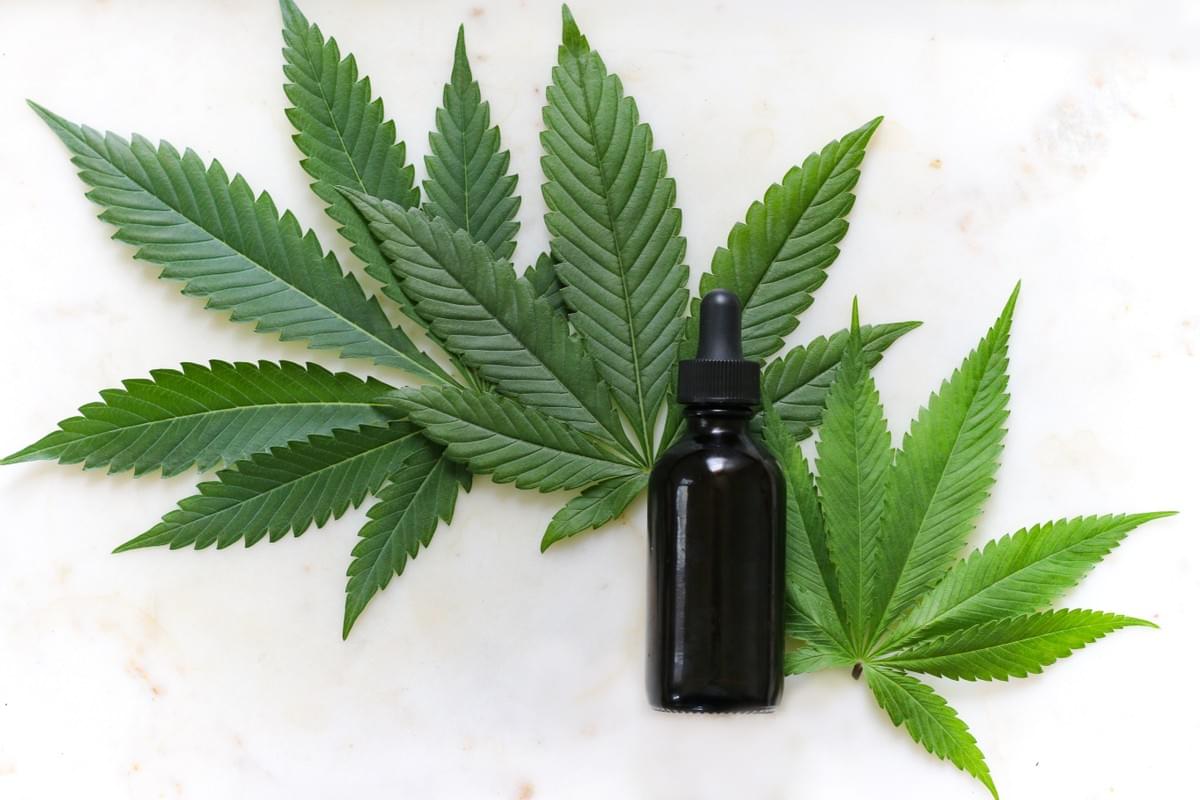 CBD oil offers benefits (Photo: Kimzy Nanney @kimzy for Unsplash) for a variety of symptoms. CBD oil offers benefits (Photo: Kimzy Nanney @kimzy for Unsplash) for a variety of symptoms.
