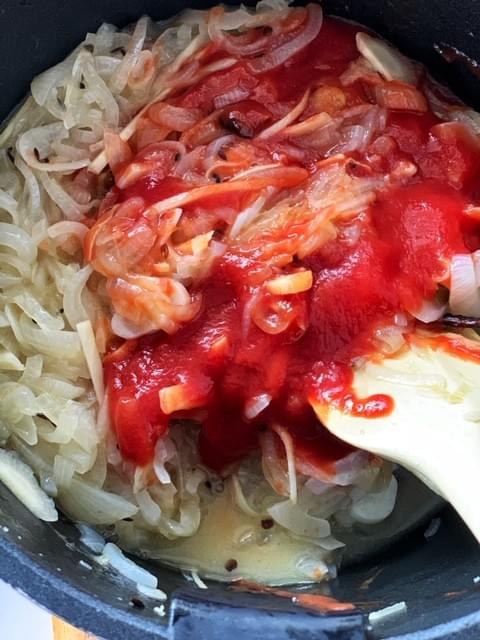 ケチャップ投入! ケチャップ投入!