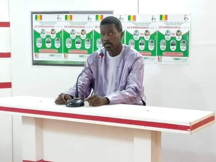 The Mayor of Thies emitting his daily radio program The Mayor of Thies emitting his daily radio program