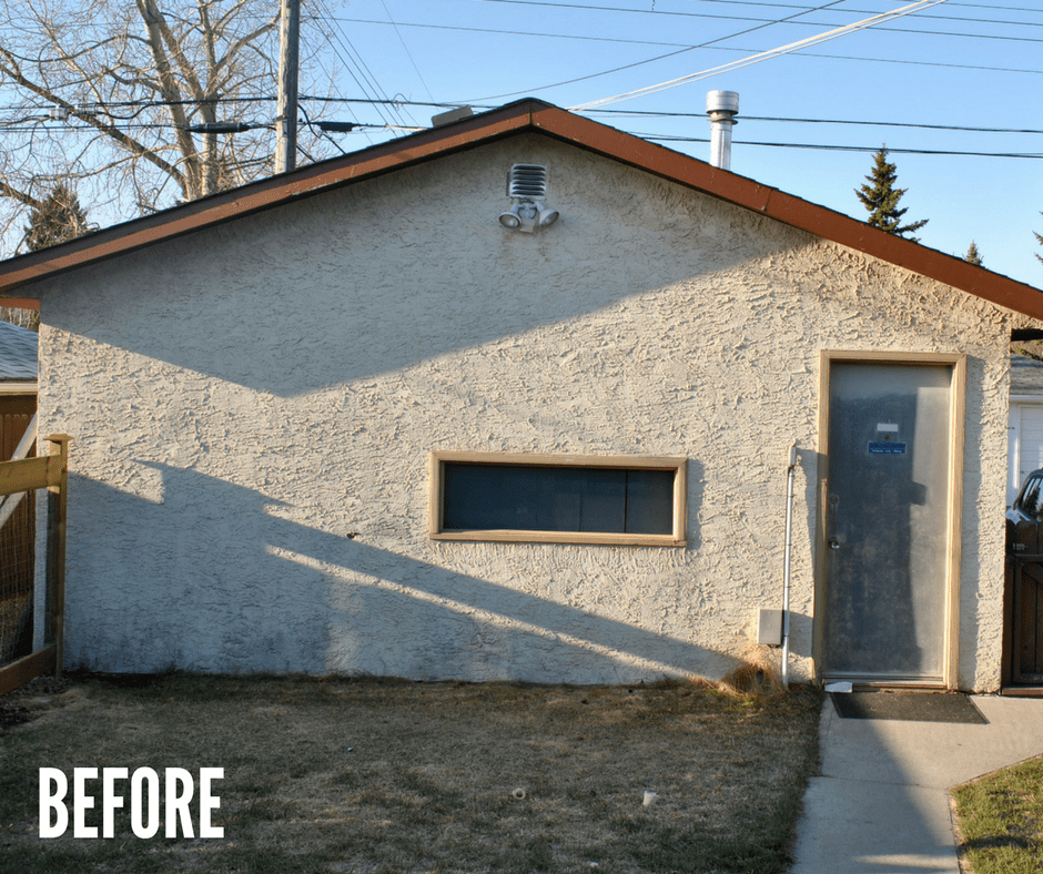 rundown dirty stucco on a garage before photo rundown dirty stucco on a garage before photo