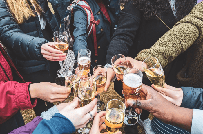 Winning organizations recognize and reward their employees in meaningful ways. Winning organizations recognize and reward their employees in meaningful ways.