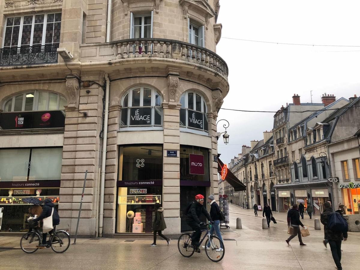 Réseau village by ca, village by ca champagne bourgogne, village by ca, accélérateur startups Réseau village by ca, village by ca champagne bourgogne, village by ca, accélérateur startups