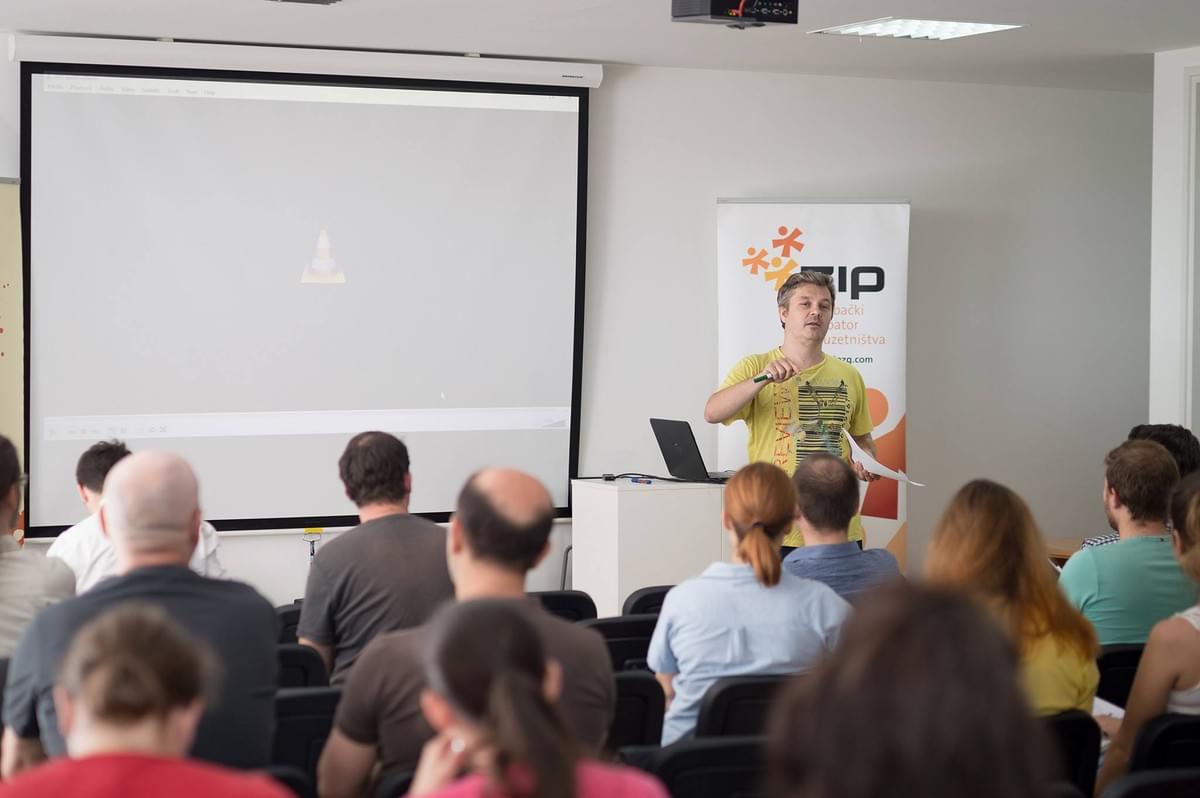 Photo by Crowdfunding Academy Photo by Crowdfunding Academy