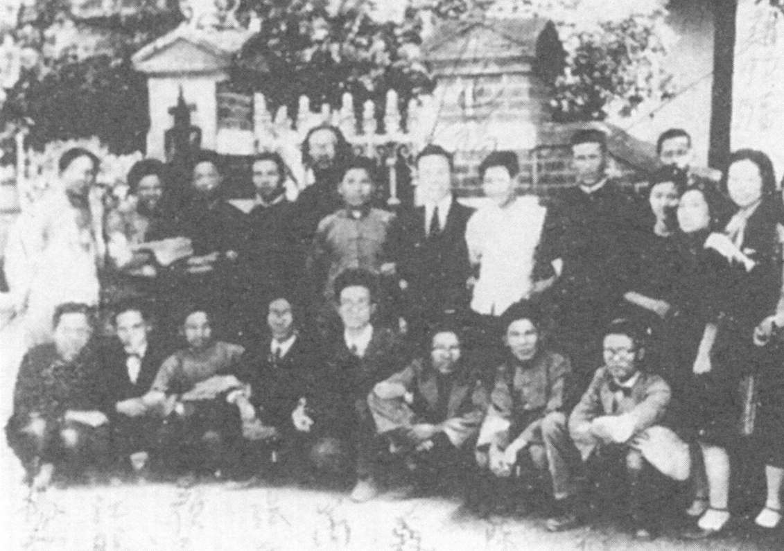 1929年2月12日事件後,台北高等法院判決後留影。(照片來源/作者提供) 1929年2月12日事件後,台北高等法院判決後留影。(照片來源/作者提供)