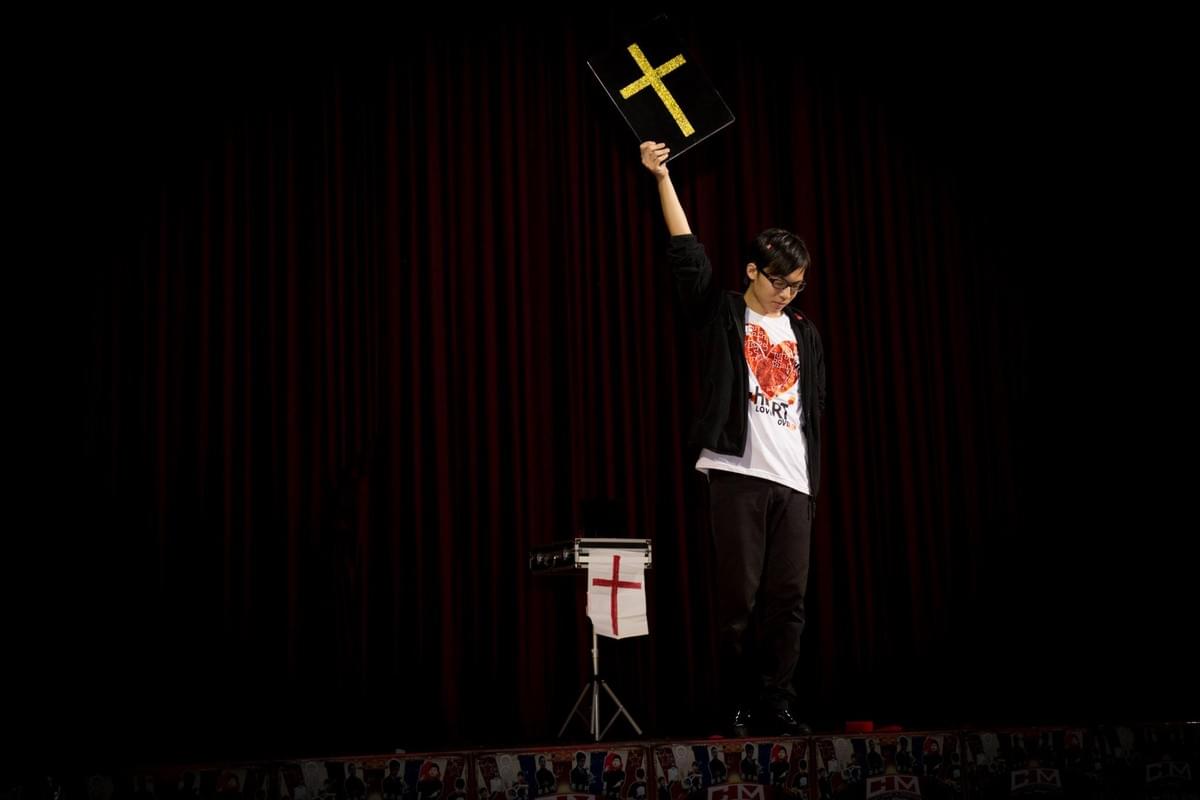 2014年5月28日最後一次的大學魔術社成果發表會表演。(圖|許台立) 2014年5月28日最後一次的大學魔術社成果發表會表演。(圖|許台立)