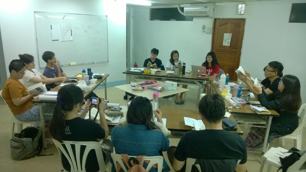 台南大專中心的小草工作室,訪視台東達魯瑪克部落。(照片來源/台南大專提供) 台南大專中心的小草工作室,訪視台東達魯瑪克部落。(照片來源/台南大專提供)