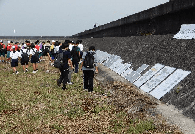 八代地域河川・浜辺のごみ・不法投棄の パネル投票 八代地域河川・浜辺のごみ・不法投棄の パネル投票