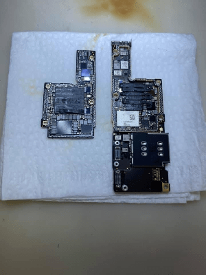 桃園iphone維修 - Xs max 不開機維修4 桃園iphone維修 - Xs max 不開機維修4