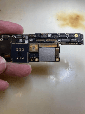 桃園iphone維修 - Xs max 不開機維修5 桃園iphone維修 - Xs max 不開機維修5