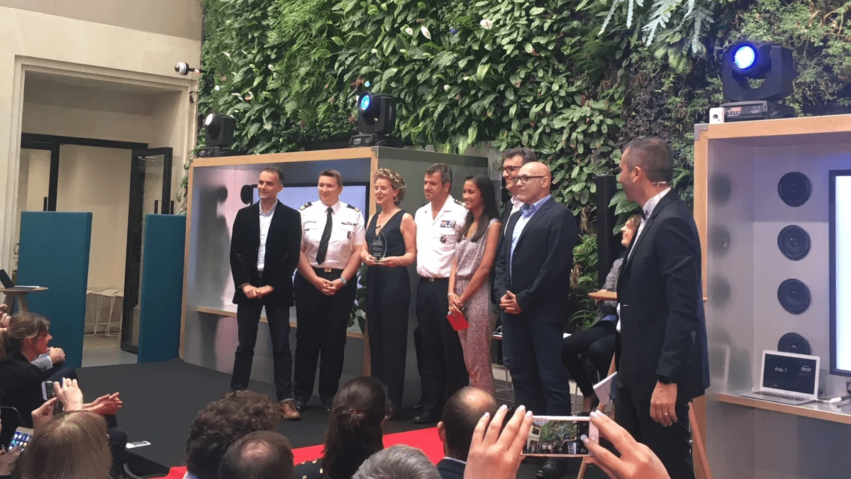Village awards, village by ca paris, Movinglab, ministère des armées, coopération la plus inattendue, gagnant village awards Village awards, village by ca paris, Movinglab, ministère des armées, coopération la plus inattendue, gagnant village awards
