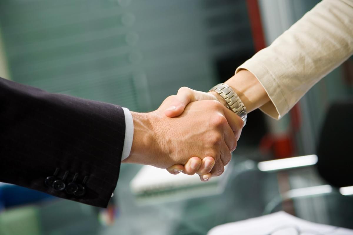Tips Sales B2B: Kenali Pembuat Keputusan Untuk Membukukan Penjualan Tips Sales B2B: Kenali Pembuat Keputusan Untuk Membukukan Penjualan
