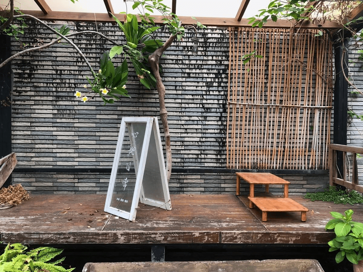 花蓮心地日常花蓮店門口很多綠色植栽 花蓮心地日常花蓮店門口很多綠色植栽
