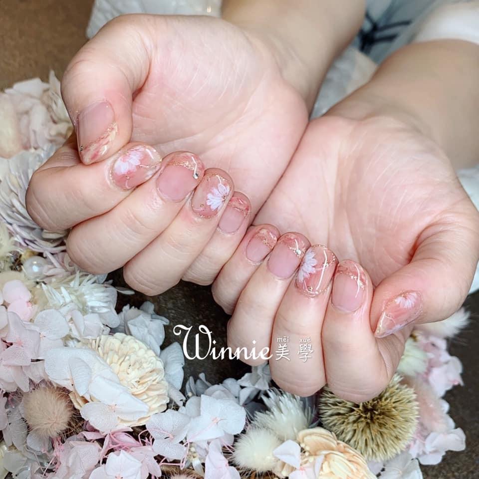 花朵美甲 花朵美甲