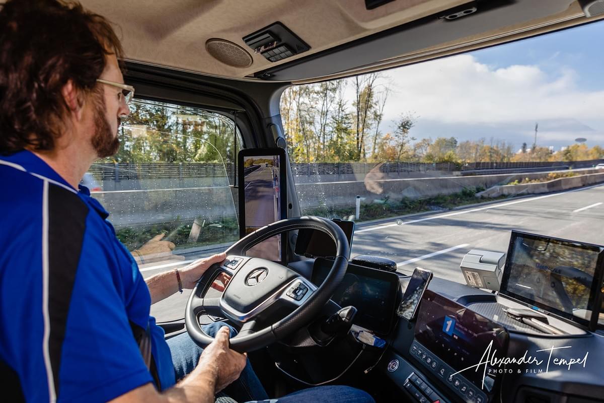 Fotograf Hamburg, Fotoproduktion Mercedes-Benz Trucks, Fotoreportage Österreich Fotograf Hamburg, Fotoproduktion Mercedes-Benz Trucks, Fotoreportage Österreich