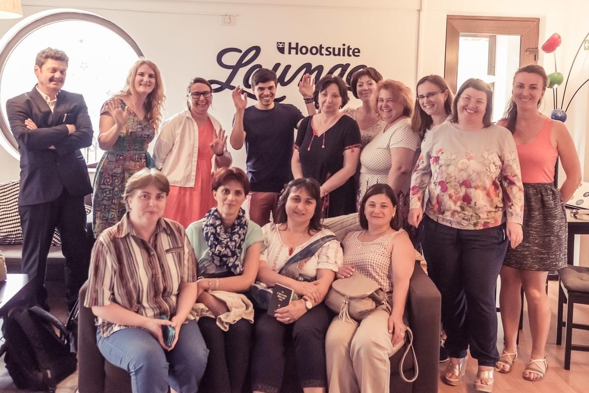 Profesori Predau Viitor la Hootsuite Profesori Predau Viitor la Hootsuite
