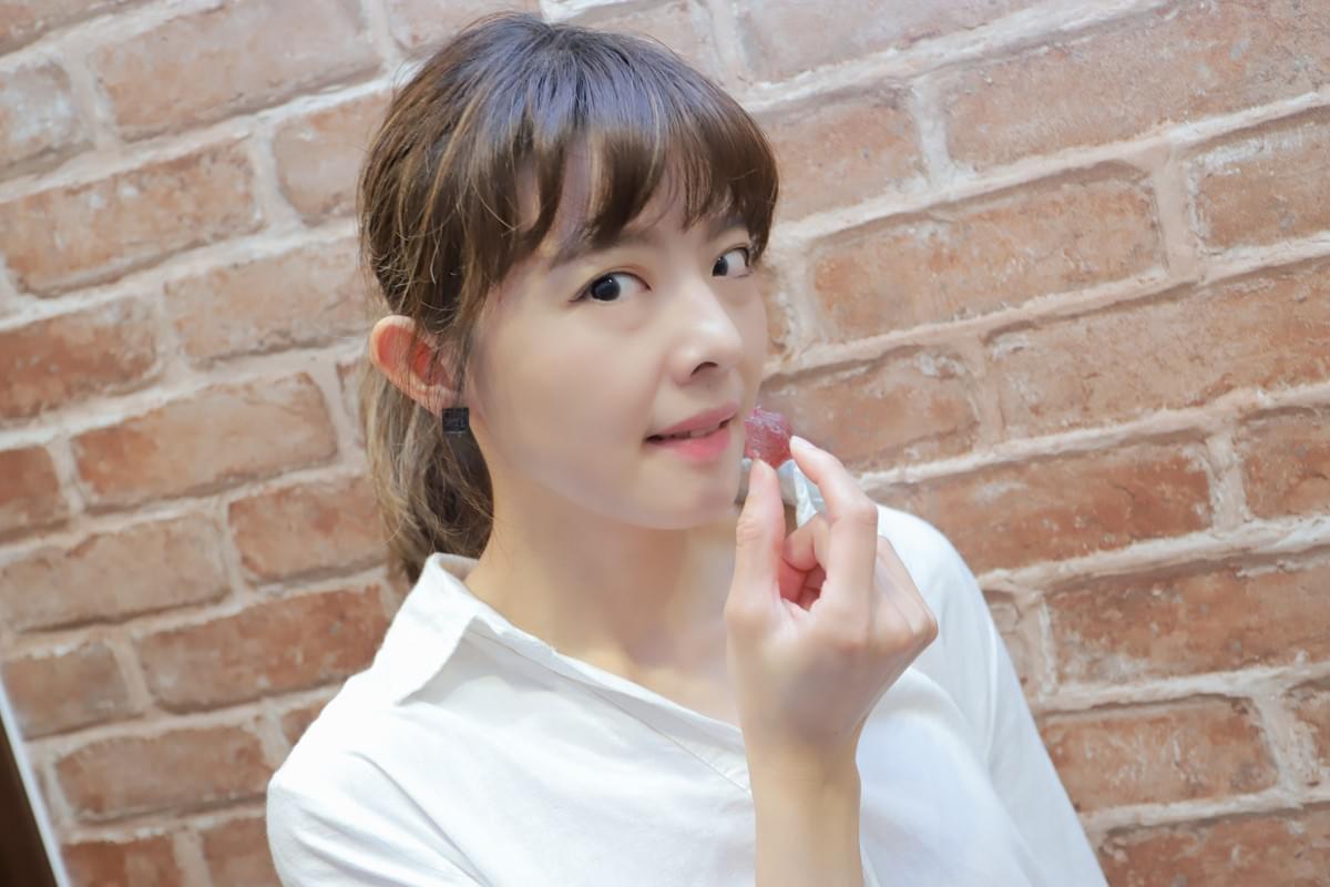達聖全球購物委託日本SUHADA美容實驗室研發出的「達聖采妍益生菌軟糖」。小豪葛格/攝影 達聖全球購物委託日本SUHADA美容實驗室研發出的「達聖采妍益生菌軟糖」。小豪葛格/攝影