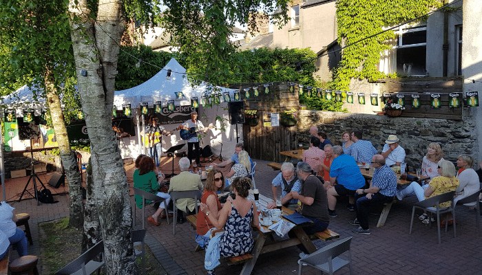 Rackard's Pub Enniscorthy - Beer Garden Rackard's Pub Enniscorthy - Beer Garden