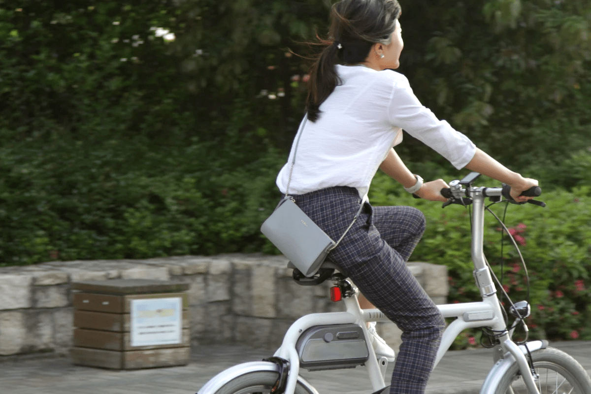 電動アシスト自転車COOZYと一緒にサイクリングしよう 電動アシスト自転車COOZYと一緒にサイクリングしよう