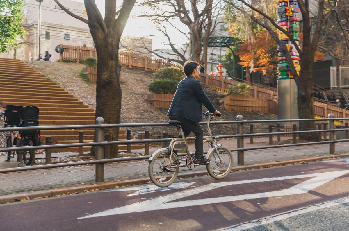 電動アシスト自転車COOZY、ライフスタイルに合わせた一台 電動アシスト自転車COOZY、ライフスタイルに合わせた一台