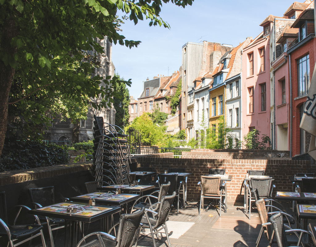L'Imaginaire, 5 place Louise de Bettignies à Lille, Top 10 des meilleurs bars avec terrasse de Lille L'Imaginaire, 5 place Louise de Bettignies à Lille, Top 10 des meilleurs bars avec terrasse de Lille