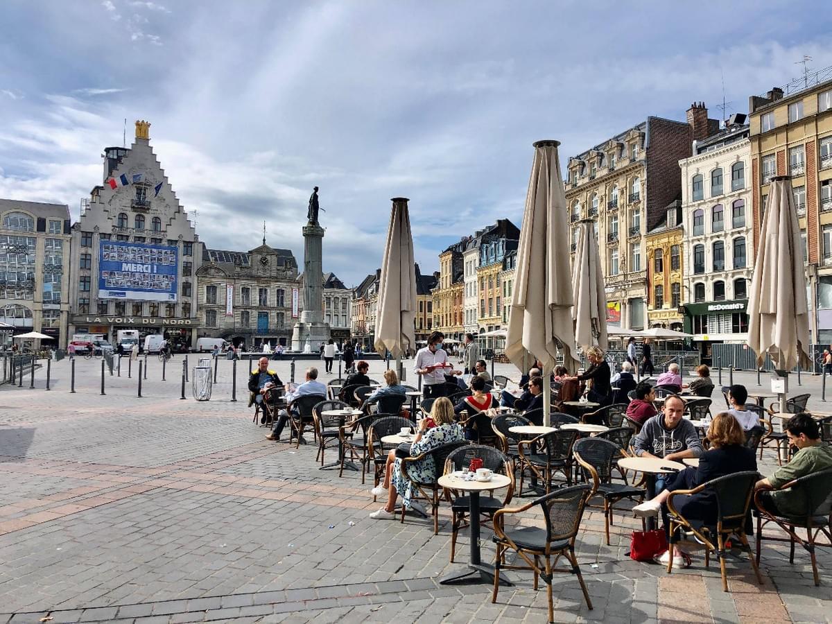 La Voute, 60 place Charles de Gaulle à Lille Top 10 des meilleurs bars avec terrasse de Lille La Voute, 60 place Charles de Gaulle à Lille Top 10 des meilleurs bars avec terrasse de Lille