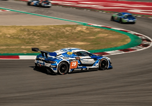 Course de voiture sur circuit Course de voiture sur circuit