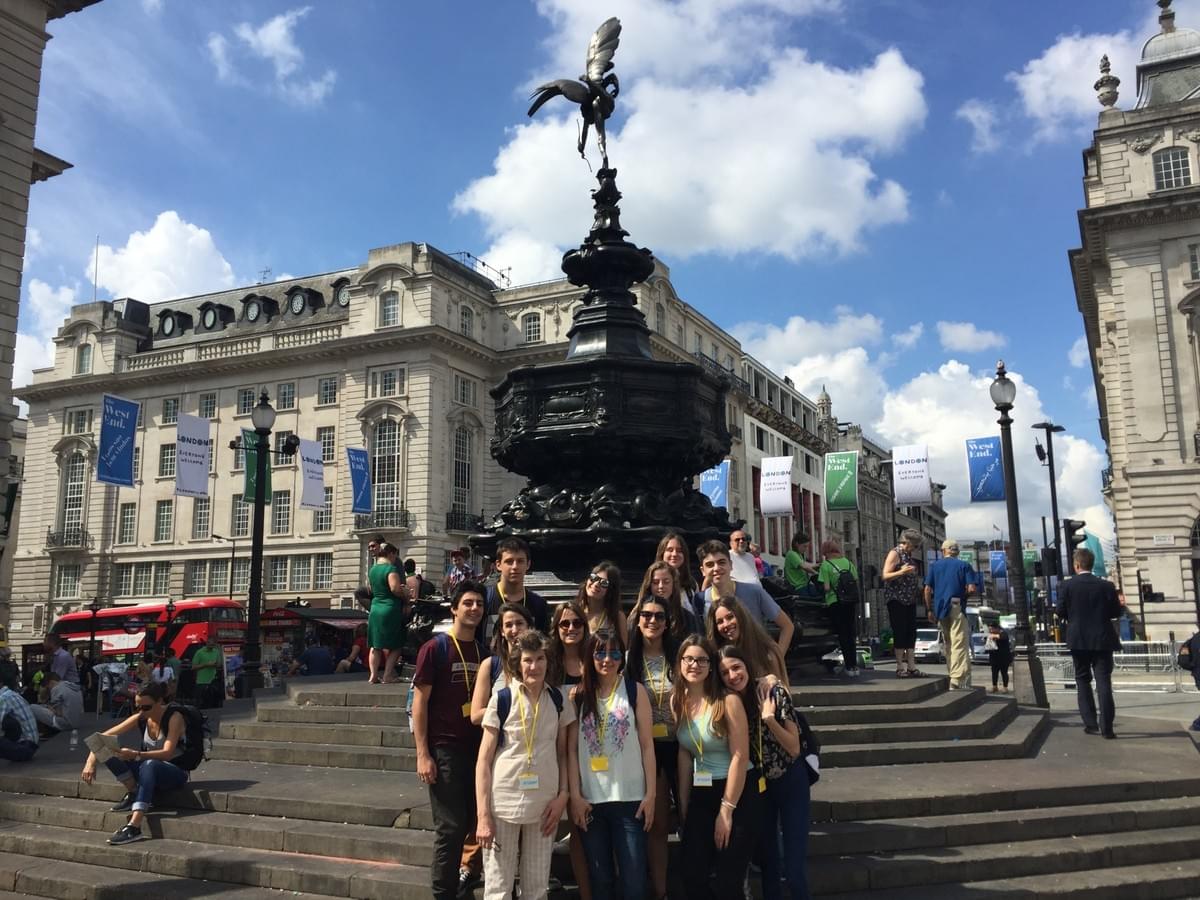 Picaddilly Circus Picaddilly Circus