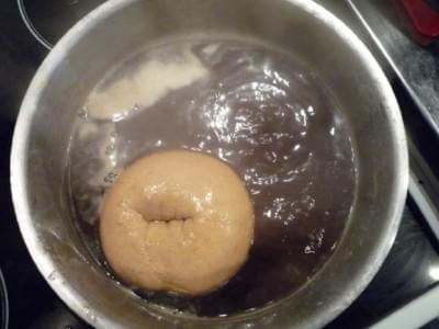 Bagels à la farine de malt et aux drêches de Gitane - le pochage Bagels à la farine de malt et aux drêches de Gitane - le pochage