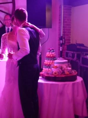 Gâteau de mariage à la Hercule Stout - les mariés Gâteau de mariage à la Hercule Stout - les mariés