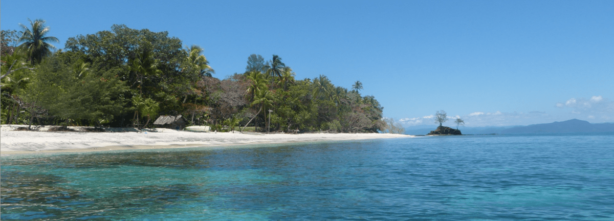 Gonubalabala Island, Samarai Archipelago, Papua New Guinea. Photo credit: James Ashdown Gonubalabala Island, Samarai Archipelago, Papua New Guinea. Photo credit: James Ashdown