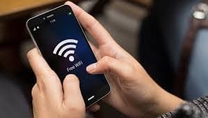الآن بعد أن أصبح العمل من المنزل لا يقل أهمية عن الألعاب والبث المباشر ، أصبح التغلب على المناطق الميتة لشبكة Wi-Fi أكثر أهمية من أي وقت مضى، وهذا هو المكان الذي تتألق فيه أنظمة الشبكات متعددة العقد. إليك أفضل أنظمة شبكات Wi-Fi افي عام 2020: الآن بعد أن أصبح العمل من المنزل لا يقل أهمية عن الألعاب والبث المباشر ، أصبح التغلب على المناطق الميتة لشبكة Wi-Fi أكثر أهمية من أي وقت مضى، وهذا هو المكان الذي تتألق فيه أنظمة الشبكات متعددة العقد. إليك أفضل أنظمة شبكات Wi-Fi افي عام 2020: