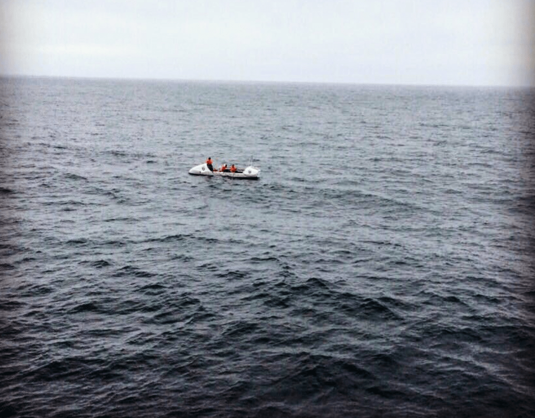 Fiann Paul (Iceland), Tathagata Roy (India), Danny Longman (UK), Jeff Willis (UK), Carlo Facchino (USA), and Tor Wigum (Norway), made up the first leg’s crew. Three rowed at a time with one navigator. Alex Gregory (UK), Tyler Carnevale (USA), Sam Vye (UK), and Danny Longman (UK) joined for the second leg. Fiann Paul (Iceland), Tathagata Roy (India), Danny Longman (UK), Jeff Willis (UK), Carlo Facchino (USA), and Tor Wigum (Norway), made up the first leg’s crew. Three rowed at a time with one navigator. Alex Gregory (UK), Tyler Carnevale (USA), Sam Vye (UK), and Danny Longman (UK) joined for the second leg.