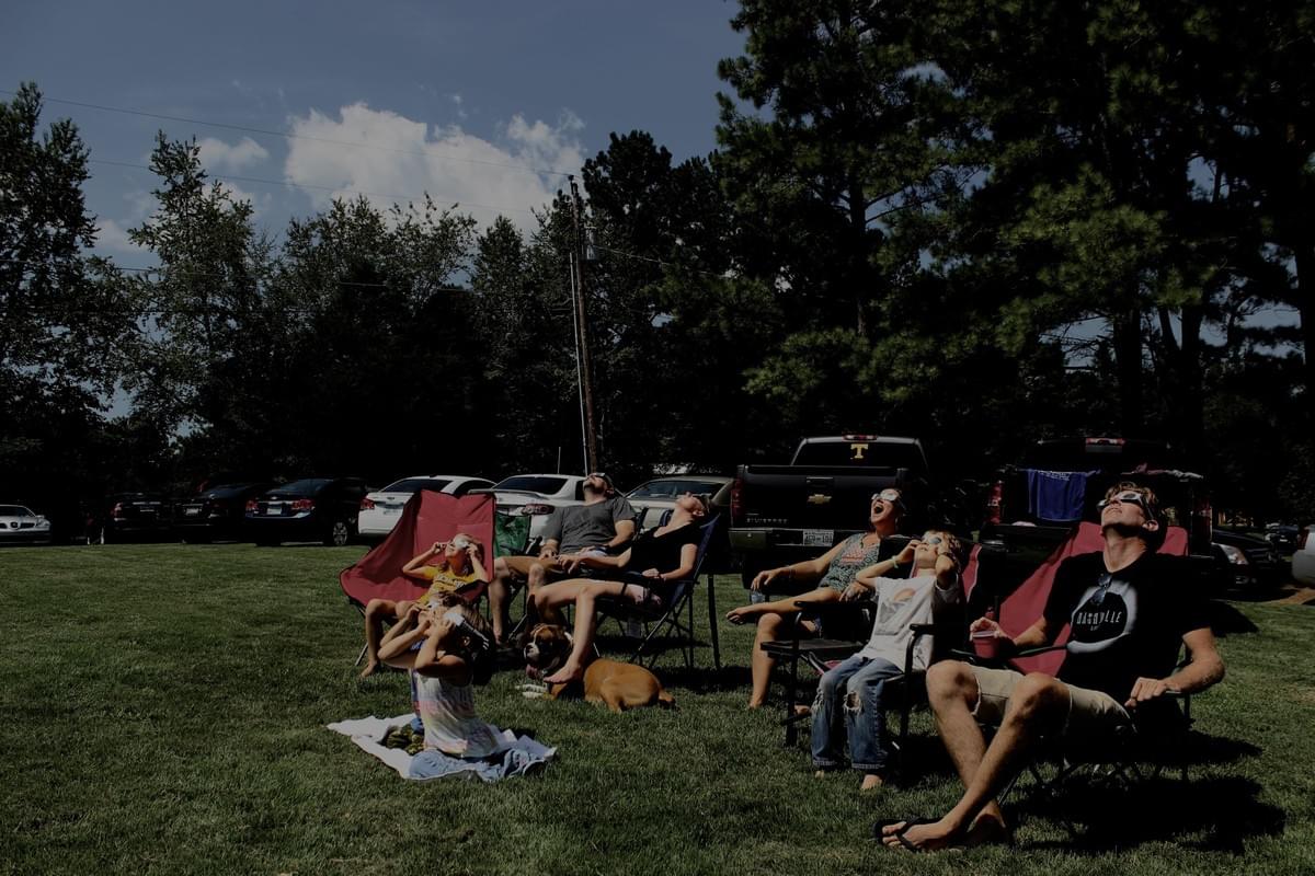Californians enjoying up the Tennessee Eclipse.. Old Hickory Lake August 2017 Californians enjoying up the Tennessee Eclipse.. Old Hickory Lake August 2017