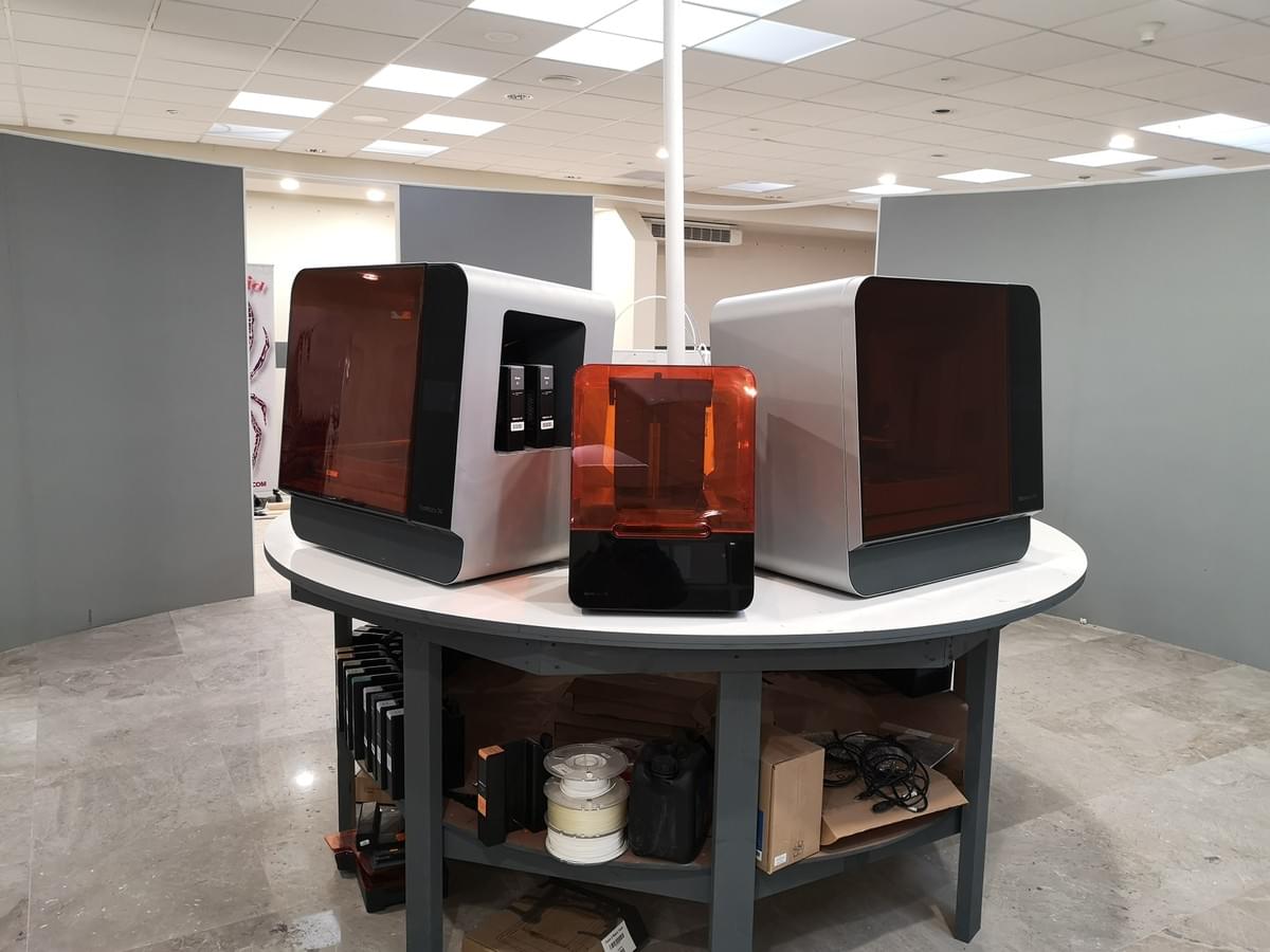 Formlabs Form3L, Form2 and Form3 3D Printers in Odyssey Studios Limerick. Formlabs Form3L, Form2 and Form3 3D Printers in Odyssey Studios Limerick.