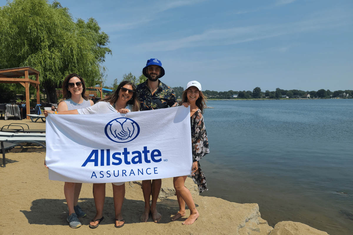 Capital-Image, gagnante d'un prix d'excellence Or de la SCRP, pour une campagne menée pour son client Allstate Assurance. Capital-Image, gagnante d'un prix d'excellence Or de la SCRP, pour une campagne menée pour son client Allstate Assurance.