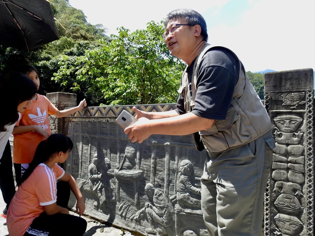 錦屏大橋上的解說 錦屏大橋上的解說