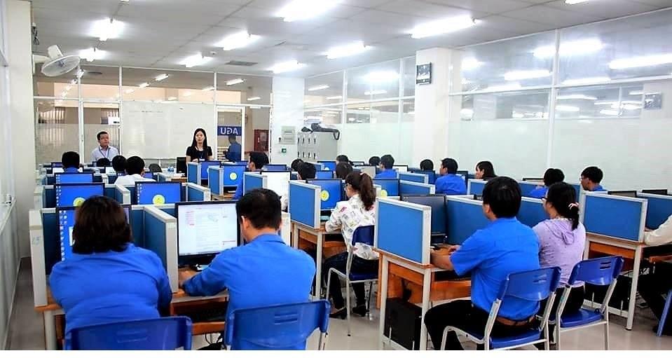 Trung tâm Ngoại Ngữ & Tin Học tỉnh Hòa Bình Trung tâm Ngoại Ngữ & Tin Học tỉnh Hòa Bình