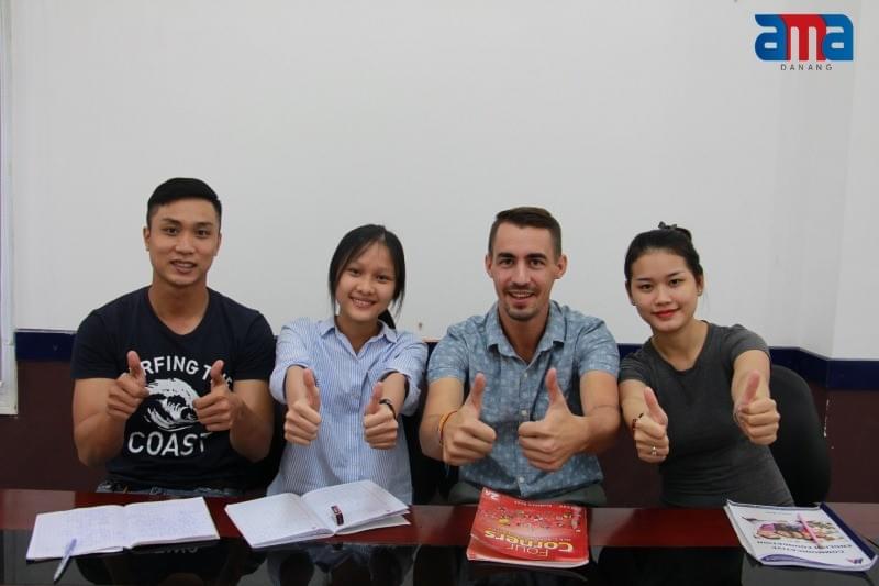 Học offline tại các trung tâm Học offline tại các trung tâm