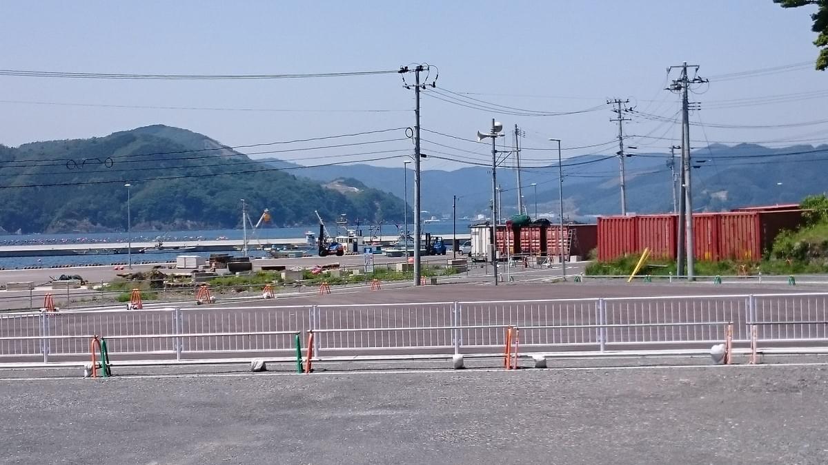 女川町塚浜漁港様に防犯カメラ4台設置しました。 女川町塚浜漁港様に防犯カメラ4台設置しました。