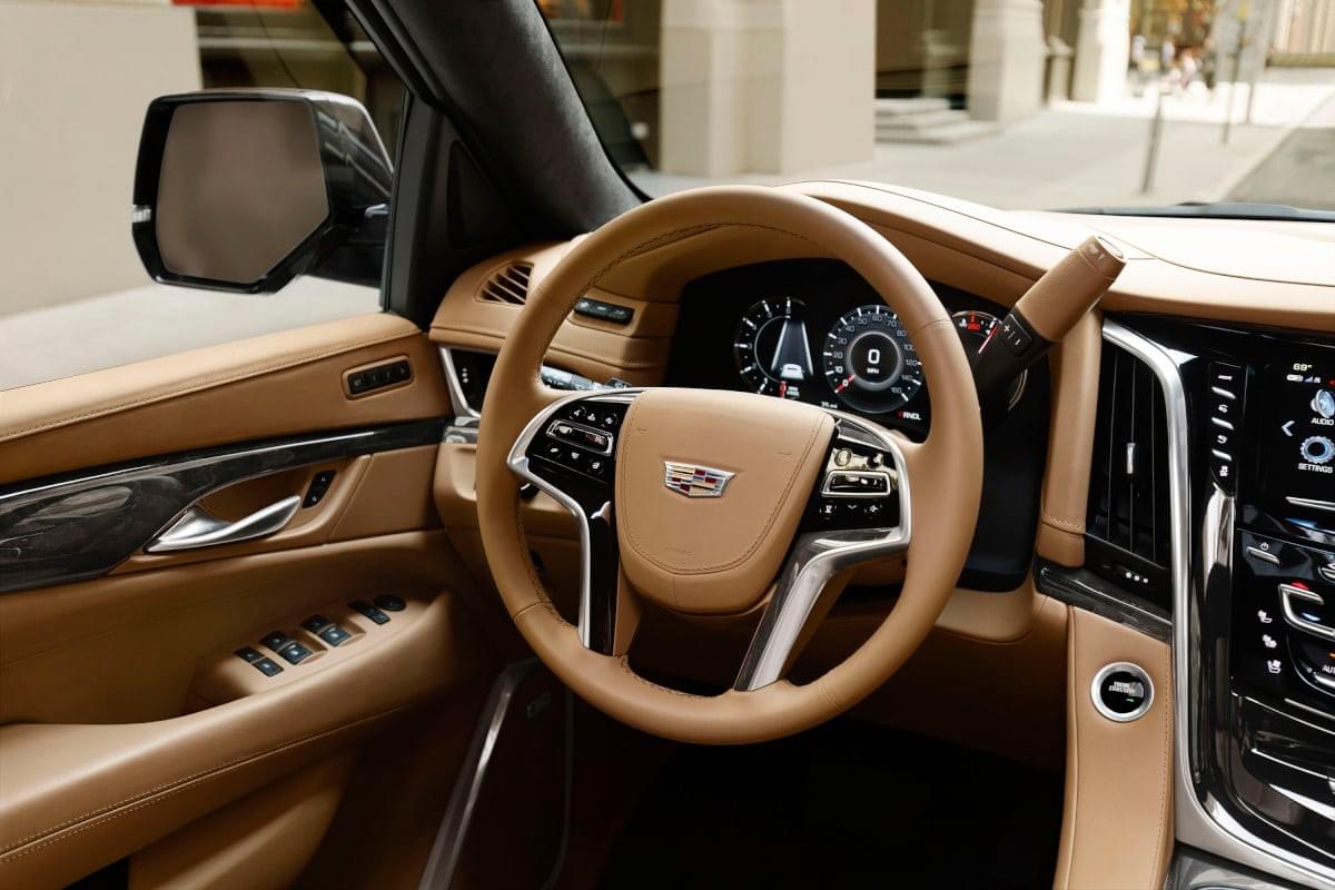 cadillac-escalade-2018-vus-luxe cadillac-escalade-2018-vus-luxe