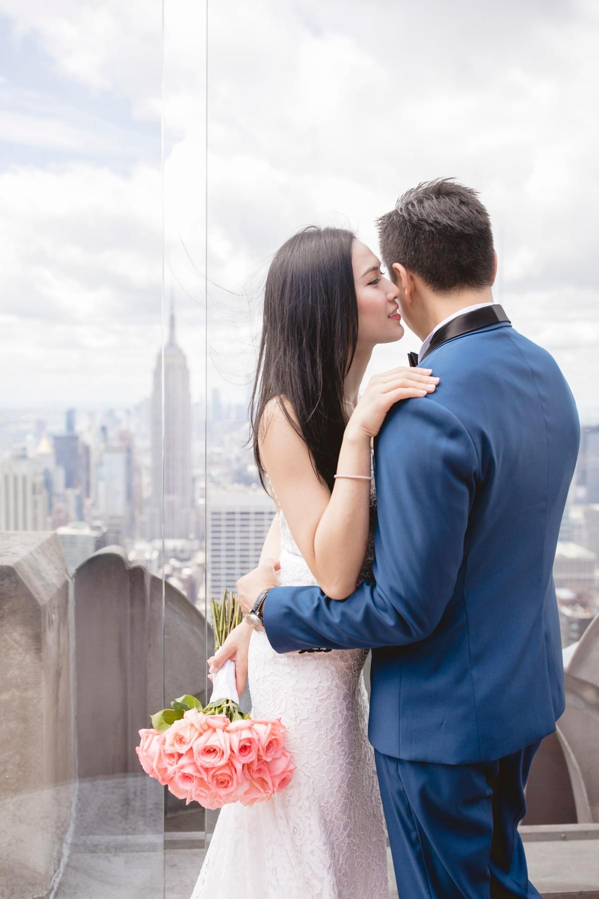 New York Pre-wedding photo / New York Photographer / Rockefeller Center / Top of the Rockefeller / engagement photo New York Pre-wedding photo / New York Photographer / Rockefeller Center / Top of the Rockefeller / engagement photo