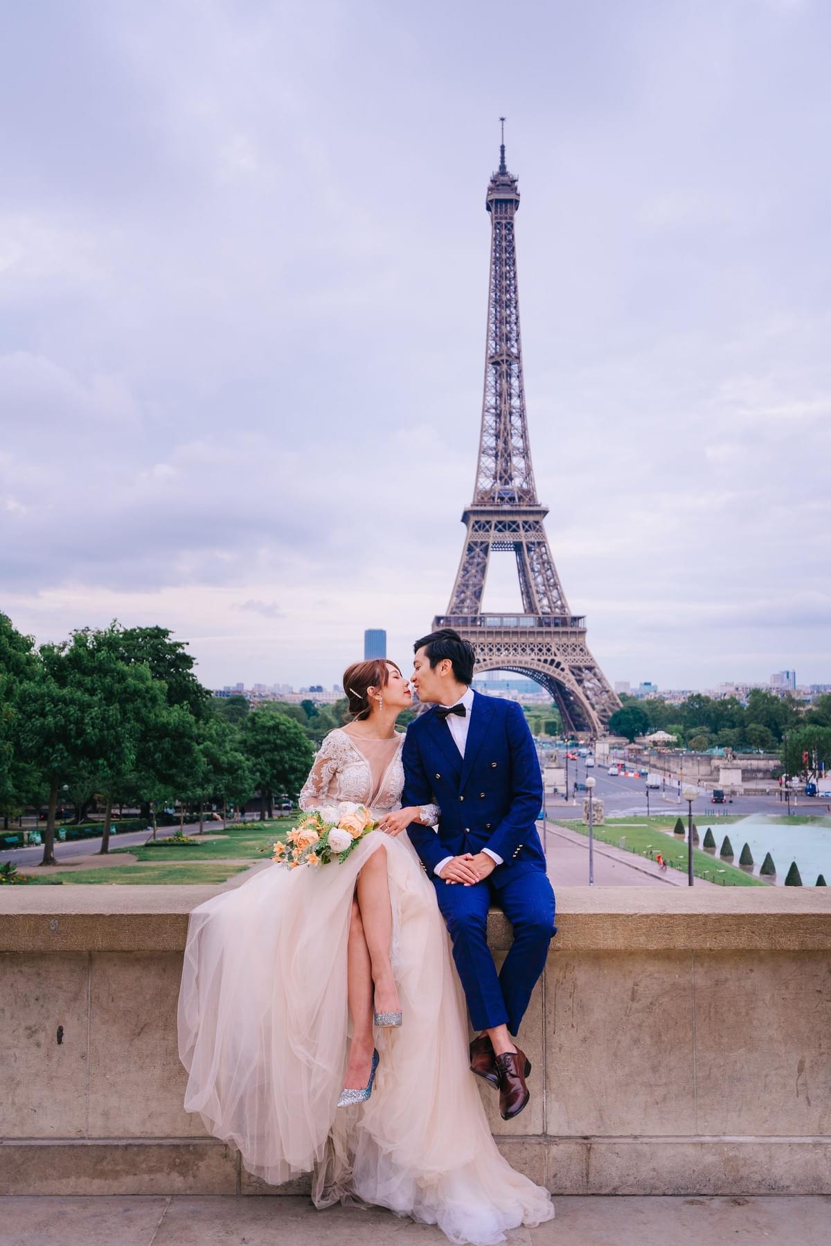 巴黎旅拍婚纱 / 罗浮宫 / 艾非尔铁塔婚纱照 / Paris / Paris Prewedding / vacationphotographer 巴黎旅拍婚纱 / 罗浮宫 / 艾非尔铁塔婚纱照 / Paris / Paris Prewedding / vacationphotographer